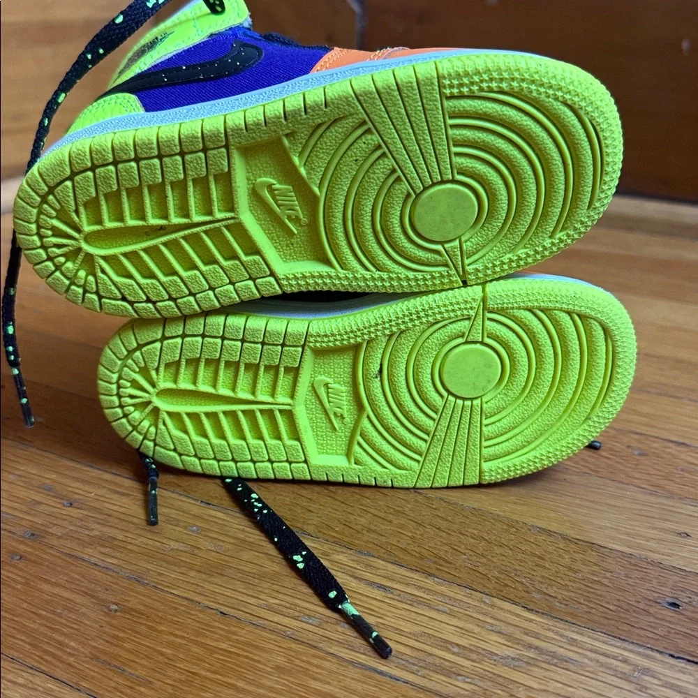 Jordan 1 high top Athletic Shoes - Picture 6 of 6